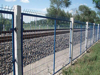 铁路护栏网特点